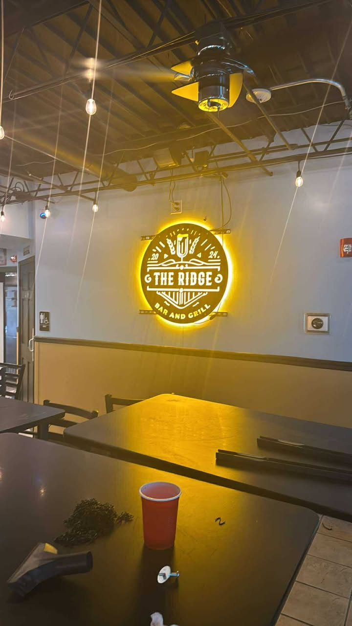 com cast restaurants and bars metal signs