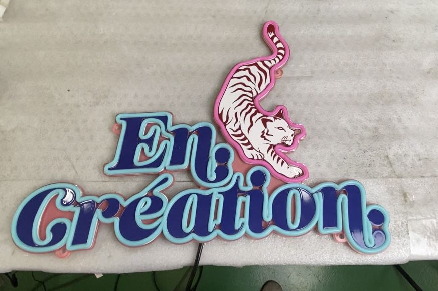 led neon flex sign for retail store en creation