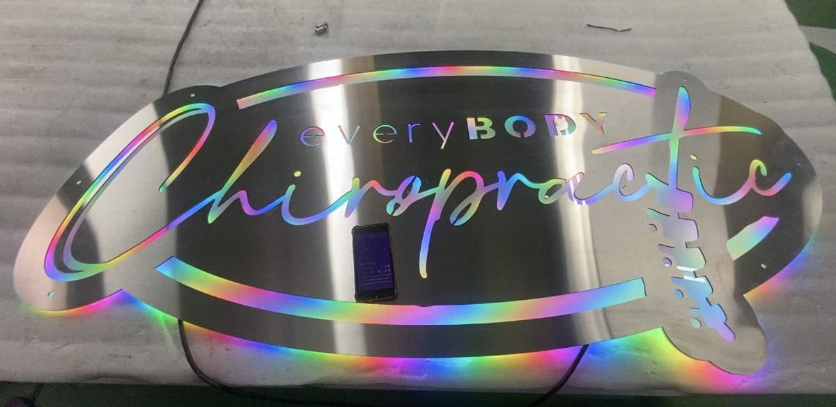 everybody chiropractic healthcare clinic logo