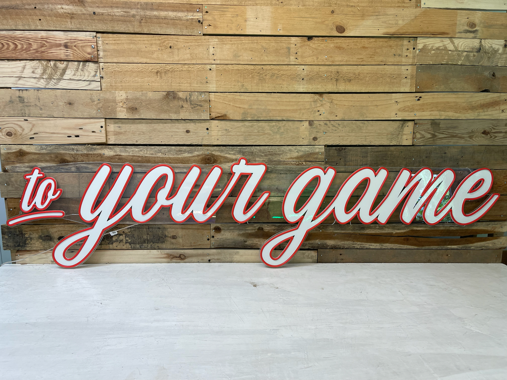 roger dunn golf hawaii retail store with led neon flex sign