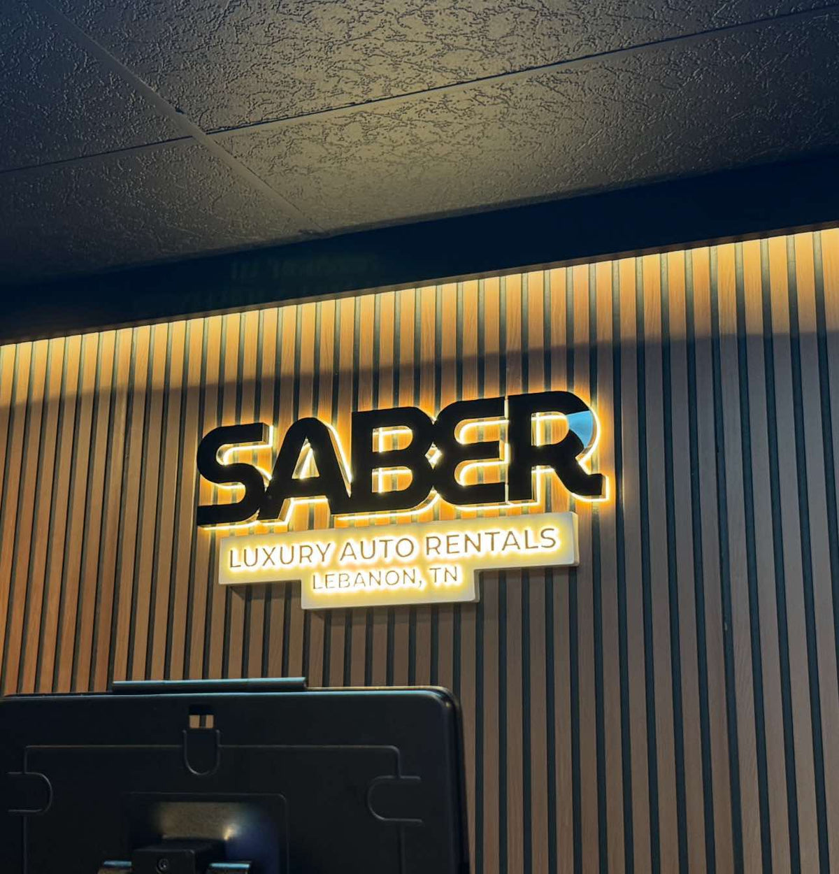 saber automotive 3d signs custom signage for businesses